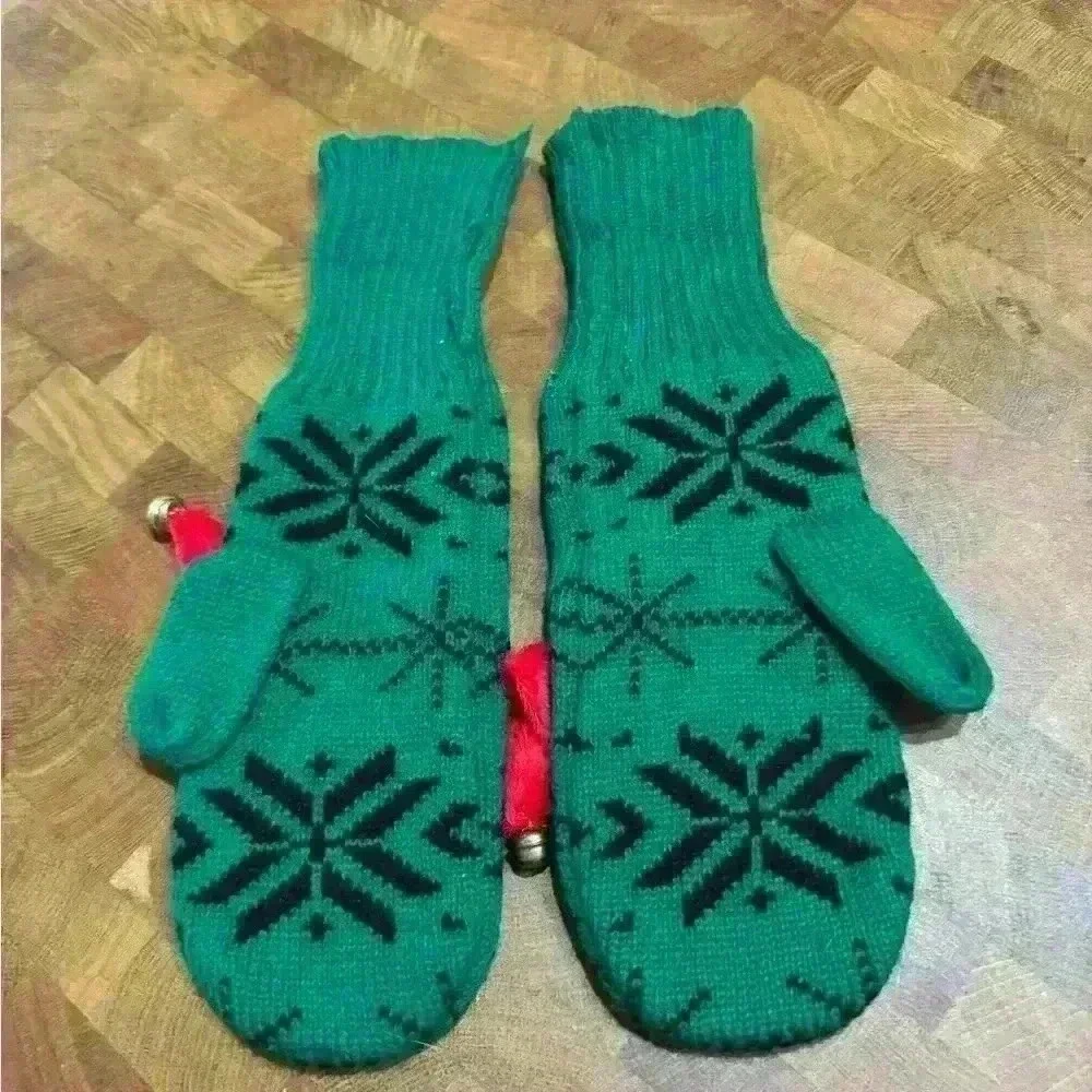 Christmas Kitten Mittens